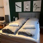 Apartment 1,2,3 *