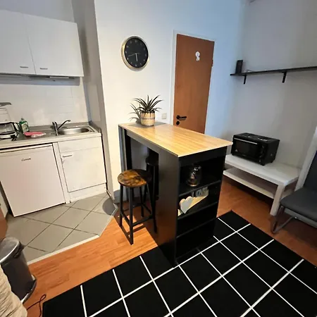 Appartamento 1,2,3 *